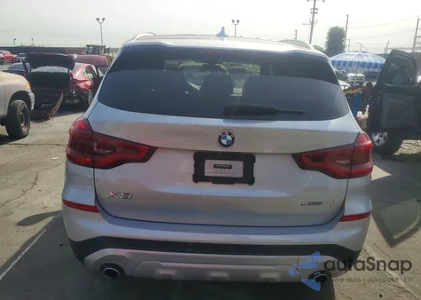 2021 BMW X3 Sdrive30I z USA, uszkodzony, nr VIN 5UXTY3C00M9E54965